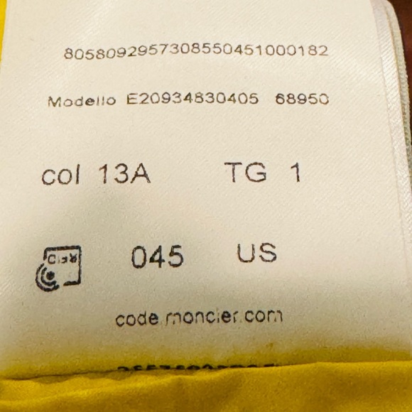 Yellow Moncler Vest (1 / US SM) - Picture 4 of 8
